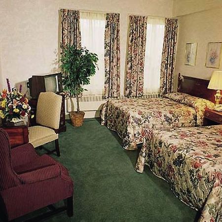 Genetti Hotel & Suites Williamsport Bagian luar foto